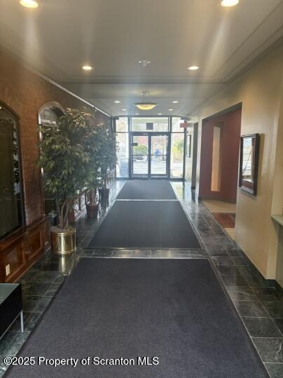 800 James Avenue, Unit 1104 Scranton, PA 18510 - Photo 34 of 35 a view of entryway