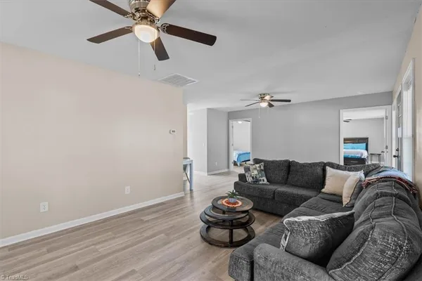 $284,900 | 7489 Riverside Road, Seagrove, NC 27341