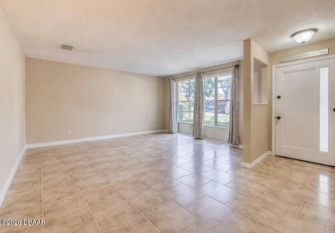 1336 Suwanee Road Daytona Beach, FL 32114 - Photo 6 of 27 Screenshot_20260413-104944~2