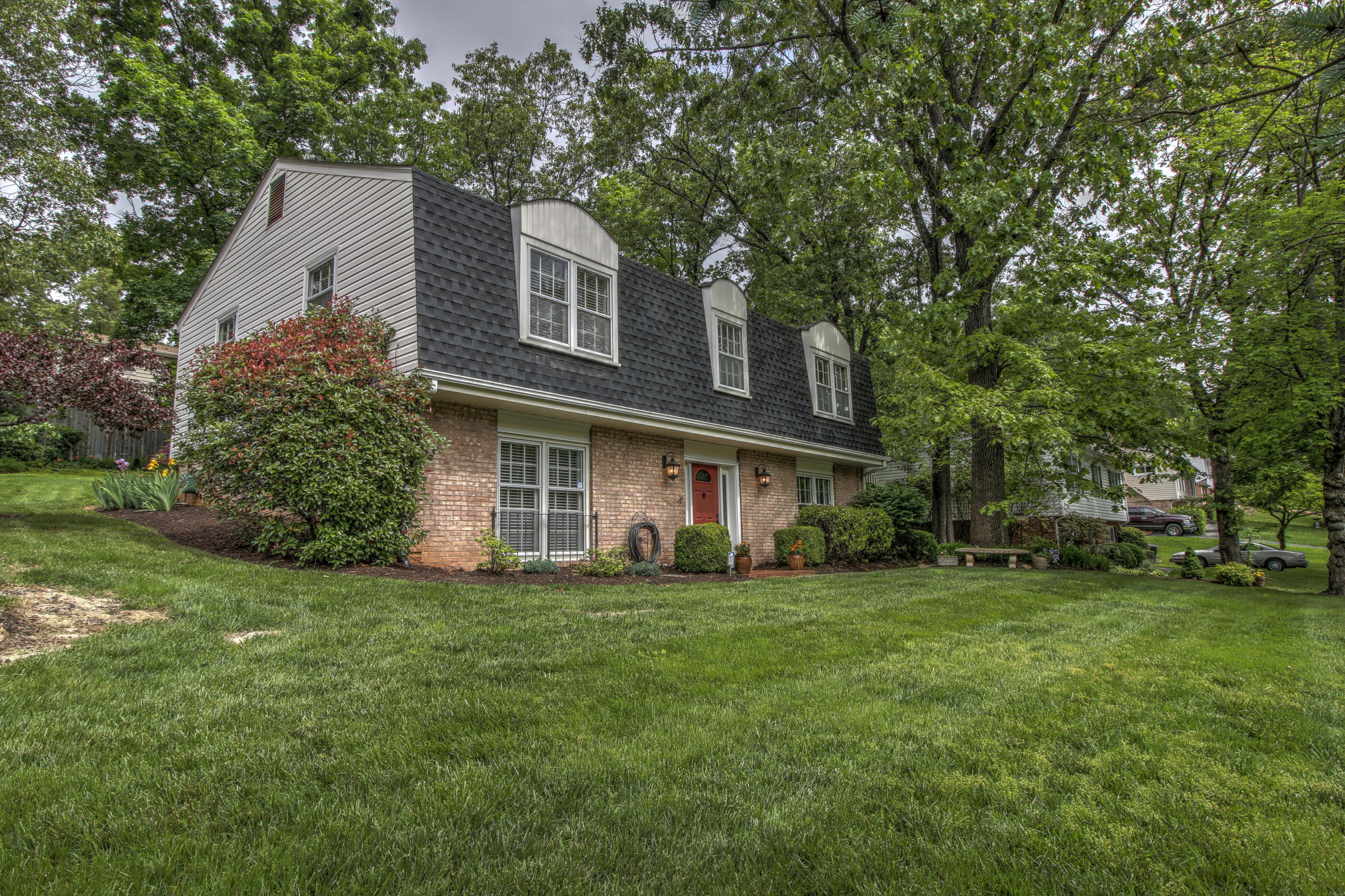 3583 Meadowlark Road Roanoke, VA 24018 - Photo 3 of 40 _MG_3866_7_8
