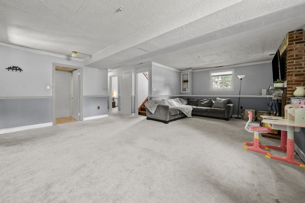 10 Upland Road Danvers, MA 01923 - Photo 22 of 30