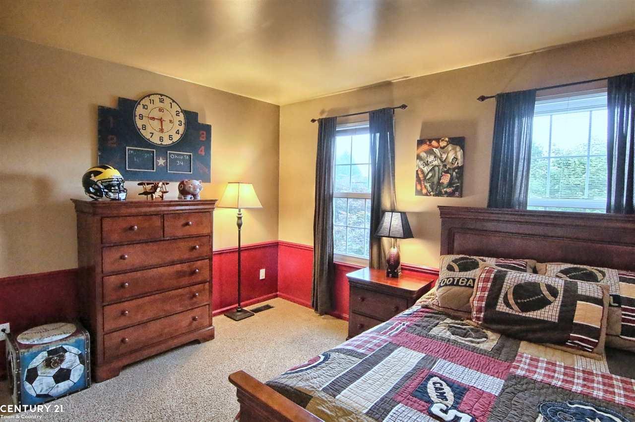 172 Grosvenor Drive Rochester Hills, MI 48307 - Photo 21 of 36