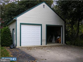 359 Hewett Road Wyncote, PA 19095 - Photo 11 of 12