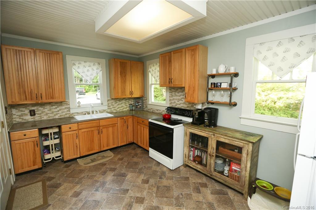 98 Spring Street Northwest Concord, NC 28025 - Photo 11 of 19 Gallery Image 11