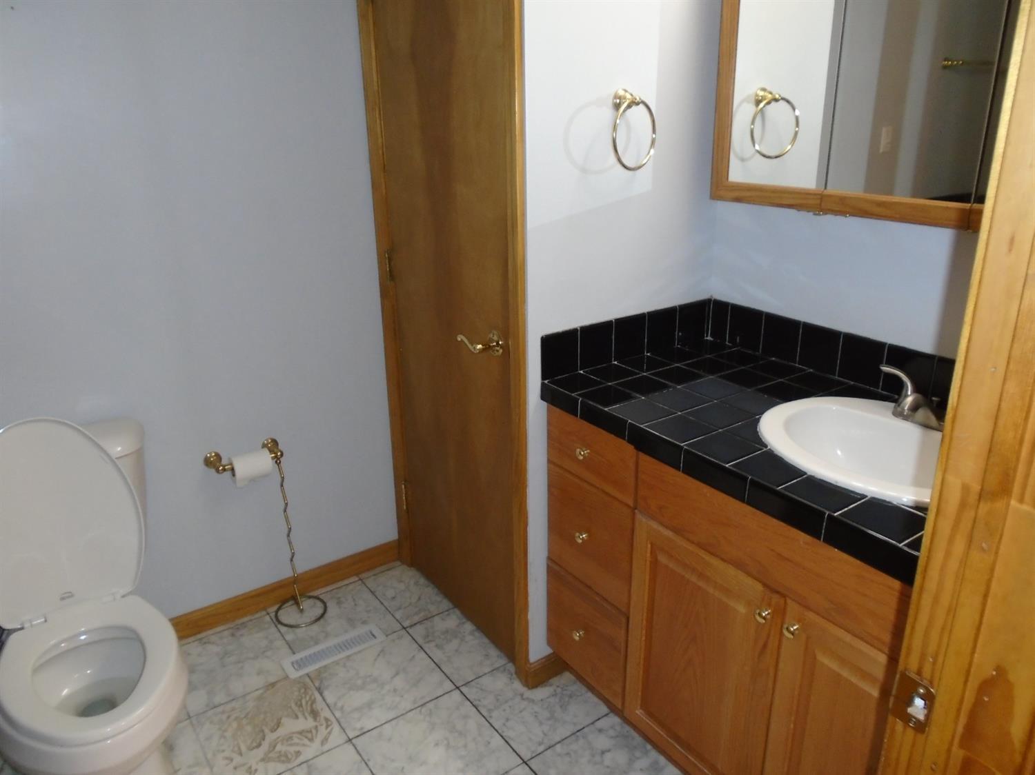 2839 Hamilton Mason Road Hamilton, OH 45011 - Photo 15 of 46 Gallery Image 15