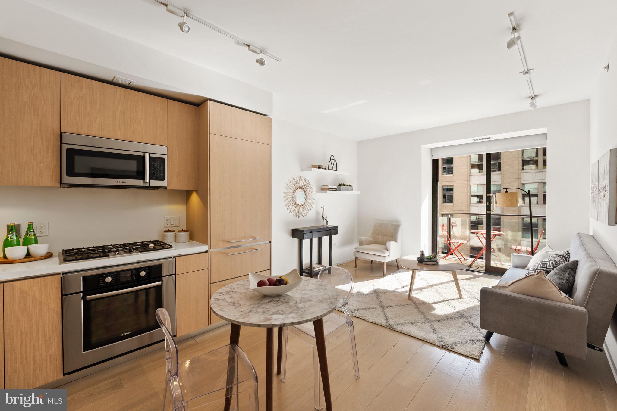 925 H Street Northwest, Unit 608 Washington, DC 20001 - Photo 3 of 30