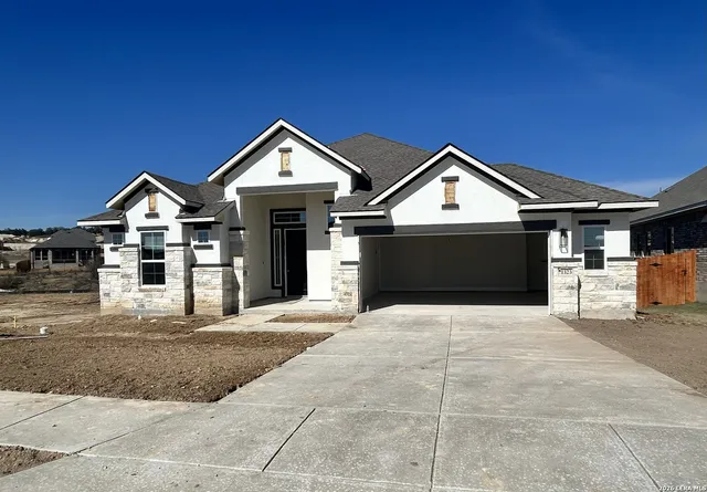 $583,825 | 1323 Wilson Creek, New Braunfels, TX 78132