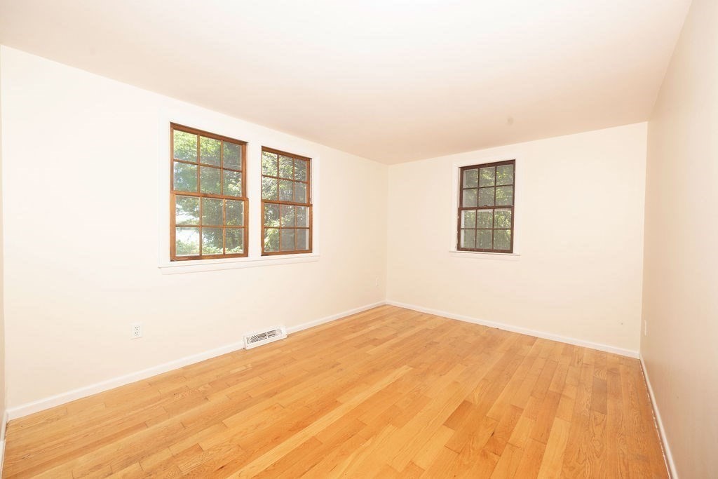 7 Circuit Road Yarmouth, MA 02673 - Photo 7 of 19 Gallery Image 7
