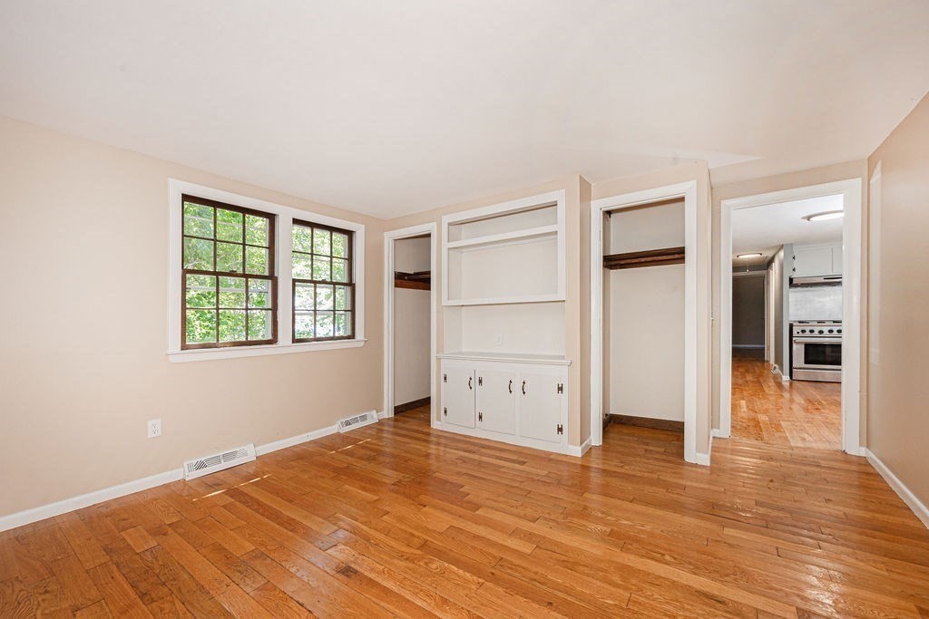 7 Circuit Road Yarmouth, MA 02673 - Photo 8 of 19 Gallery Image 8