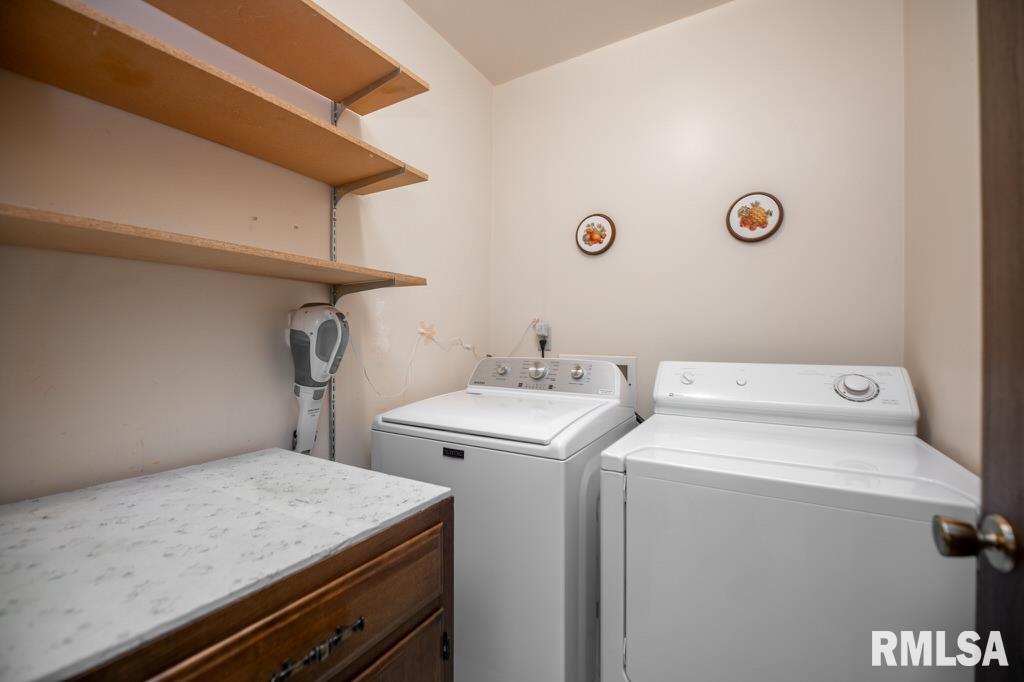 306 Sangamon Road Marquette Heights, IL 61554 - Photo 18 of 36
