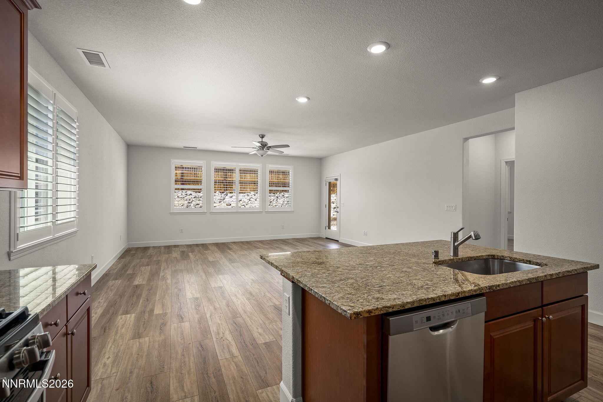 7273 Overture Drive Reno, NV 89506 - Photo 7 of 23 6-web-or-mls-_DSC9358