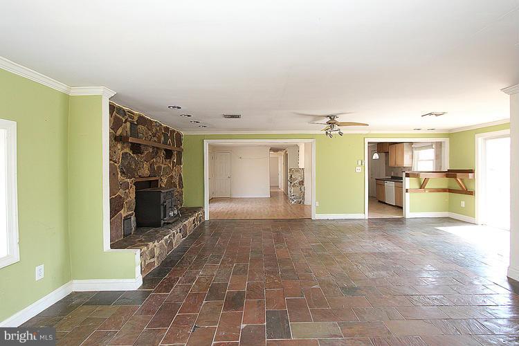 12358 Purcell Road Manassas, VA 20112 - Photo 13 of 27 Family Room