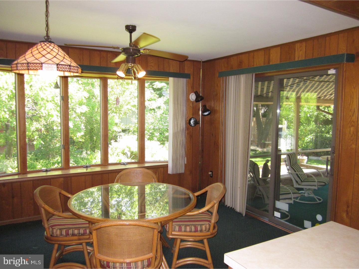 2213 Beaumont Road Wilmington, DE 19803 - Photo 4 of 12 Family Room