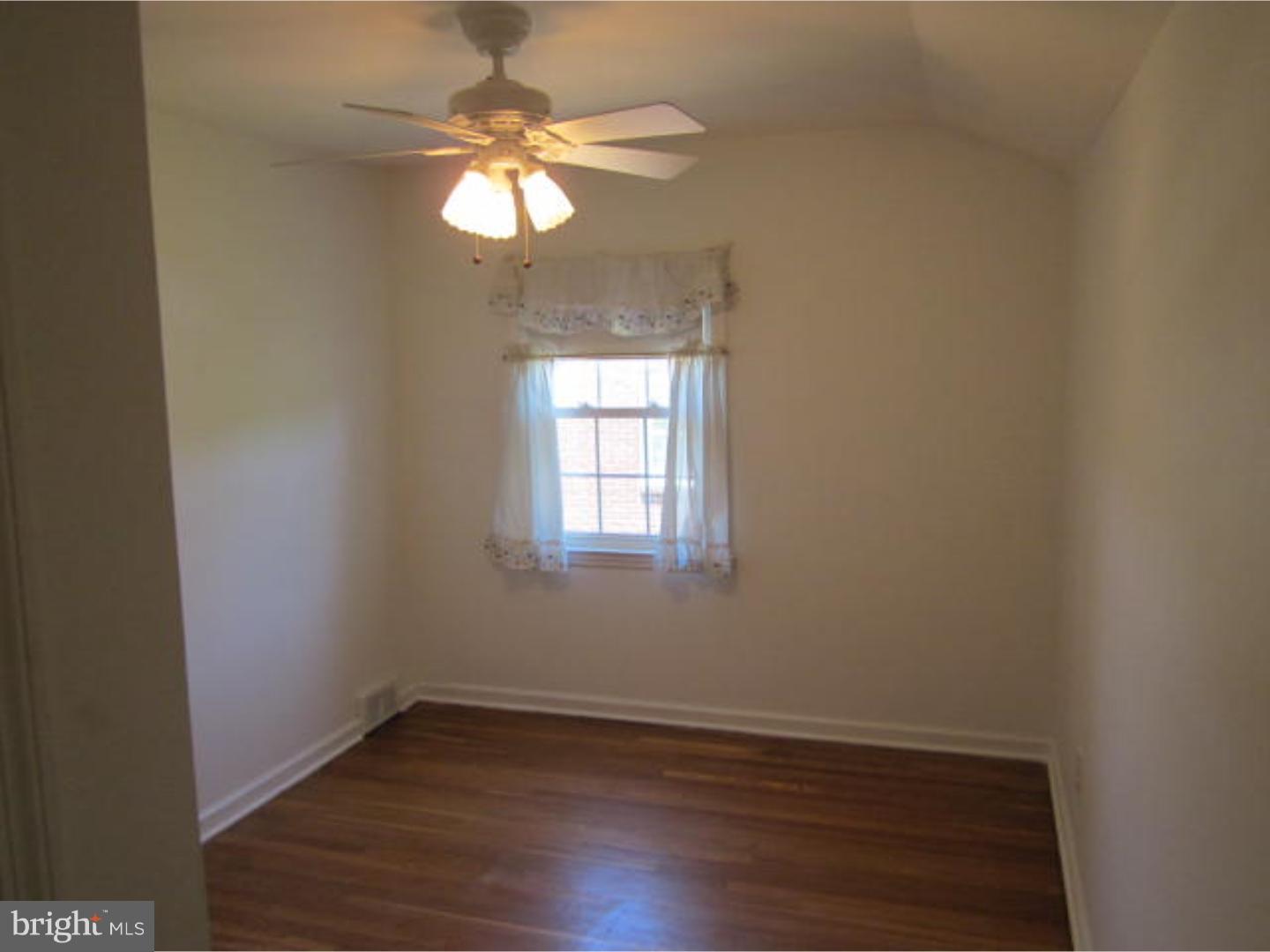 2213 Beaumont Road Wilmington, DE 19803 - Photo 10 of 12 Bedroom 3