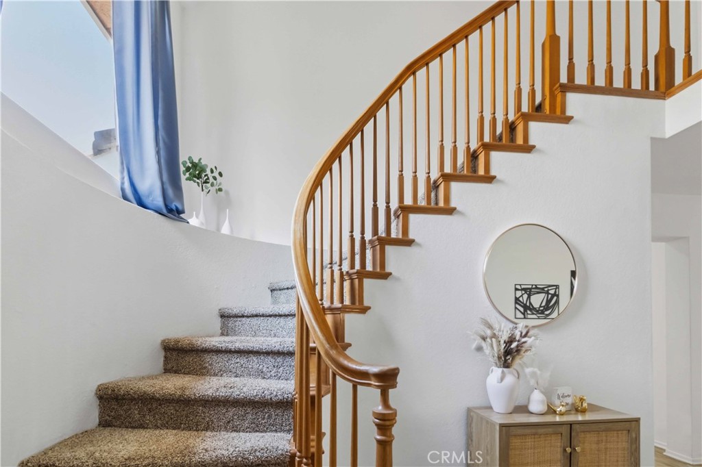 592 Fairfield Road Simi Valley, CA 93065 - Photo 22 of 39
