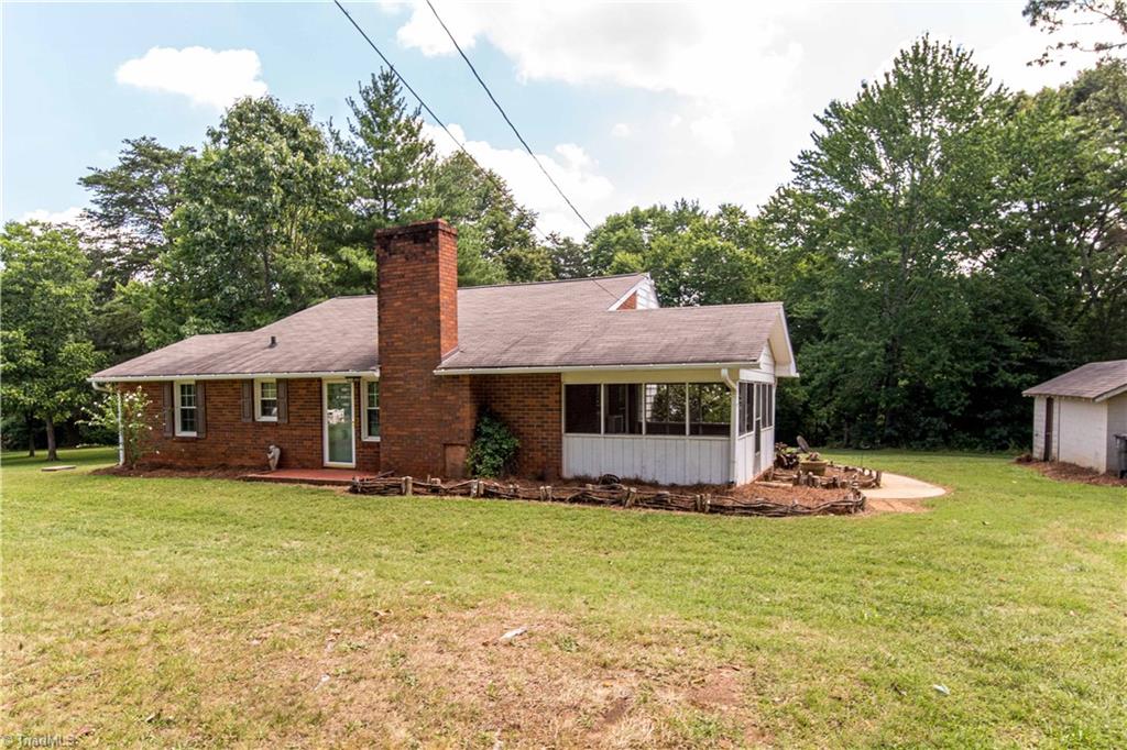 5145 Murray Road Winston-Salem, NC 27106 - Photo 2 of 30