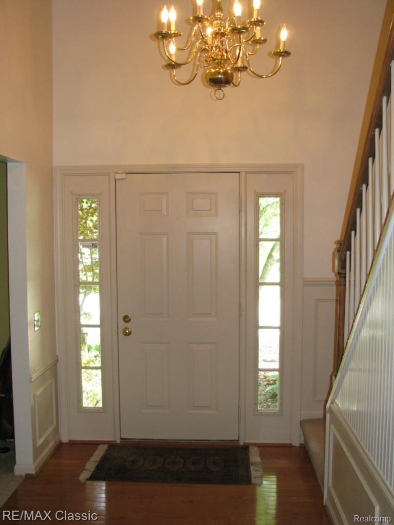 24735 Jamestowne Road Novi, MI 48375 - Photo 2 of 26 2 IMG_0054.jpg
