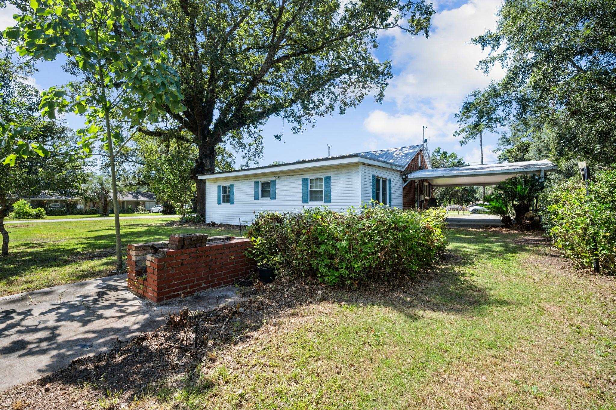 411 West 6th Street Bay Minette, AL 36507 - Photo 10 of 28 Front Of Structure
