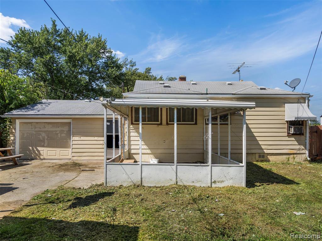 23148 Rausch Avenue Eastpointe, MI 48021 - Photo 23 of 25