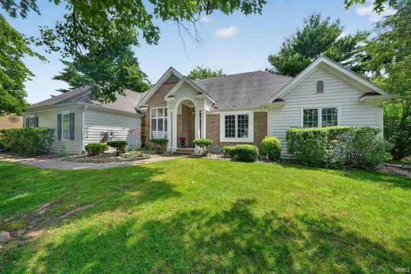 $464,900 | 52592 Willow Bend Drive, Granger, IN 46530