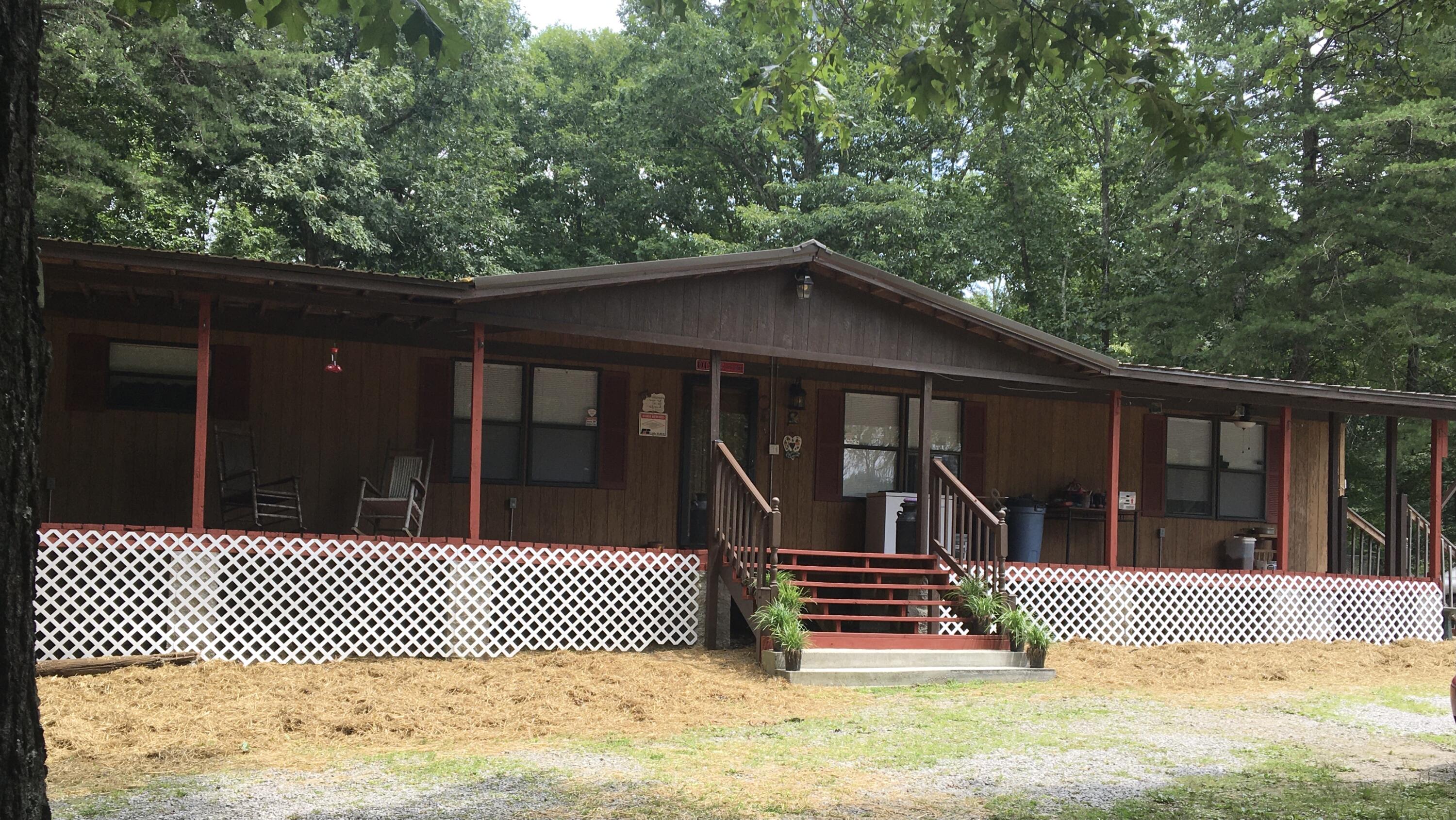 652 Hugh Allison Road Pikeville, TN 37367 - Photo 1 of 27 99CB6149-045E-437F-A5F2-564EBE328176
