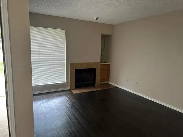 $1,400 | 8005 Rothington Road, Unit 57, Dallas, TX 75227