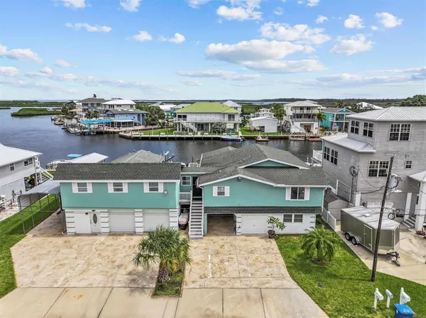 $949,900 | 3337 Mangrove Drive, Hernando Beach, FL 34607