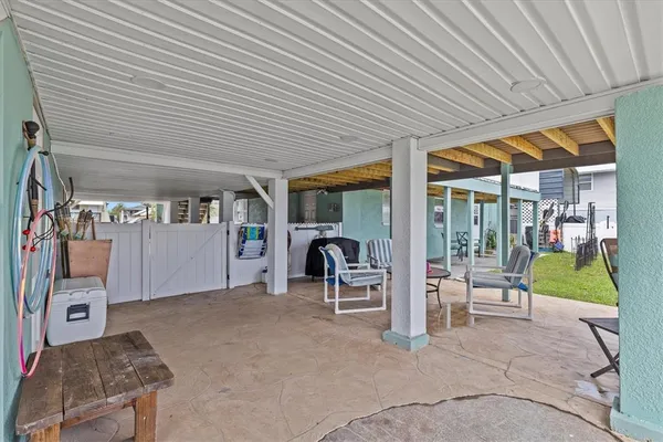 $949,900 | 3337 Mangrove Drive, Hernando Beach, FL 34607