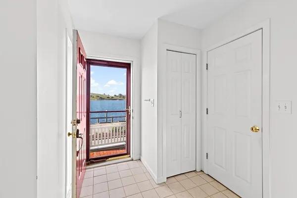 $785,000 | 1 Marina Drive, Unit 1, Hull, MA 02045