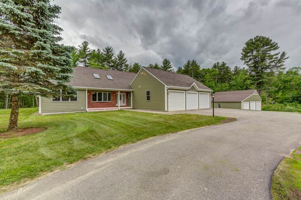 67 Pepperell Road Brookline, NH 03033 - Photo 1 of 35