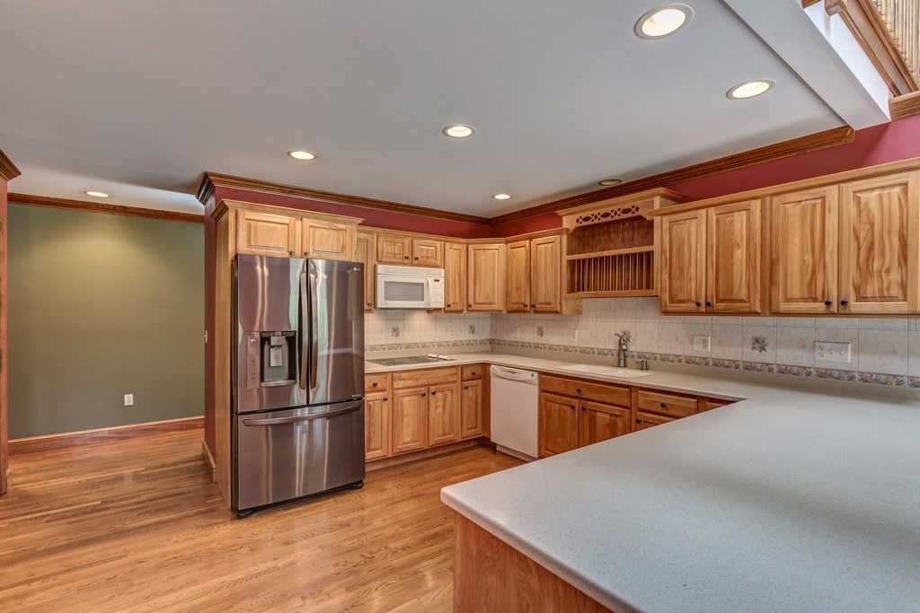 67 Pepperell Road Brookline, NH 03033 - Photo 13 of 35