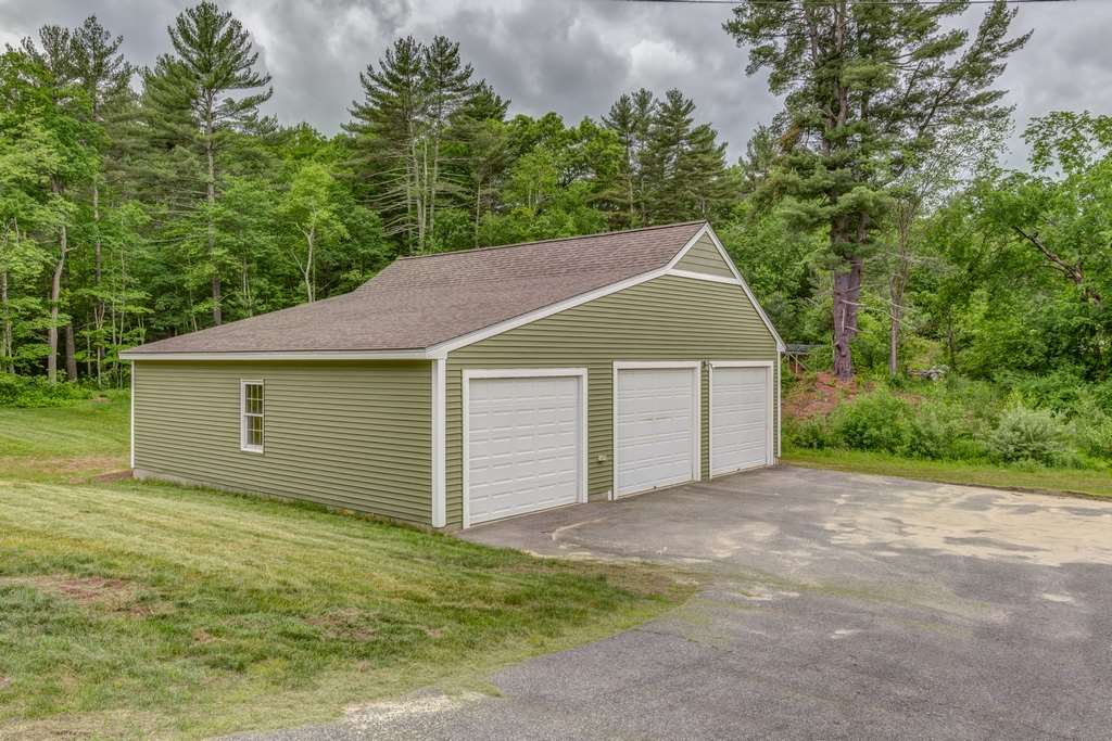 67 Pepperell Road Brookline, NH 03033 - Photo 5 of 35