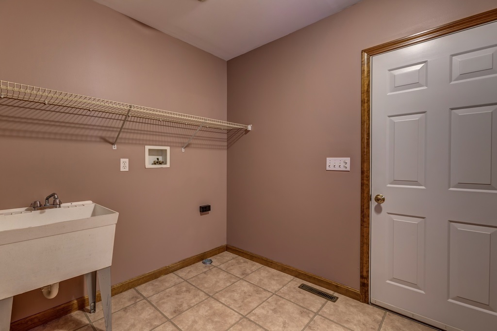 67 Pepperell Road Brookline, NH 03033 - Photo 9 of 35