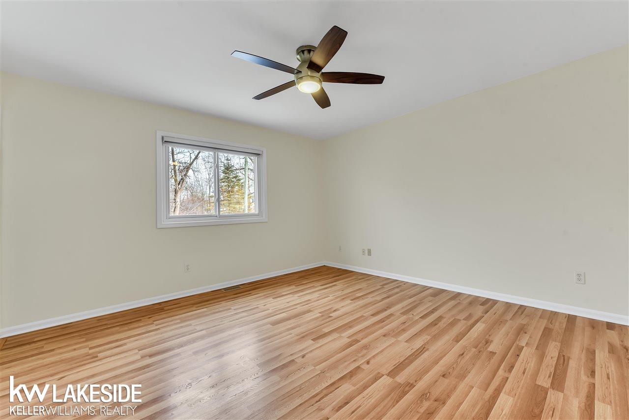 2700 Welch Road Walled Lake, MI 48390 - Photo 10 of 17