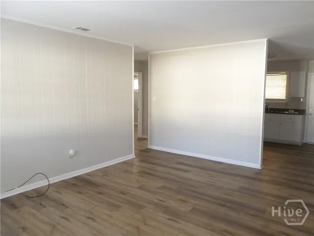 $1,600 | 2145 Louisiana Avenue, Savannah, GA 31404