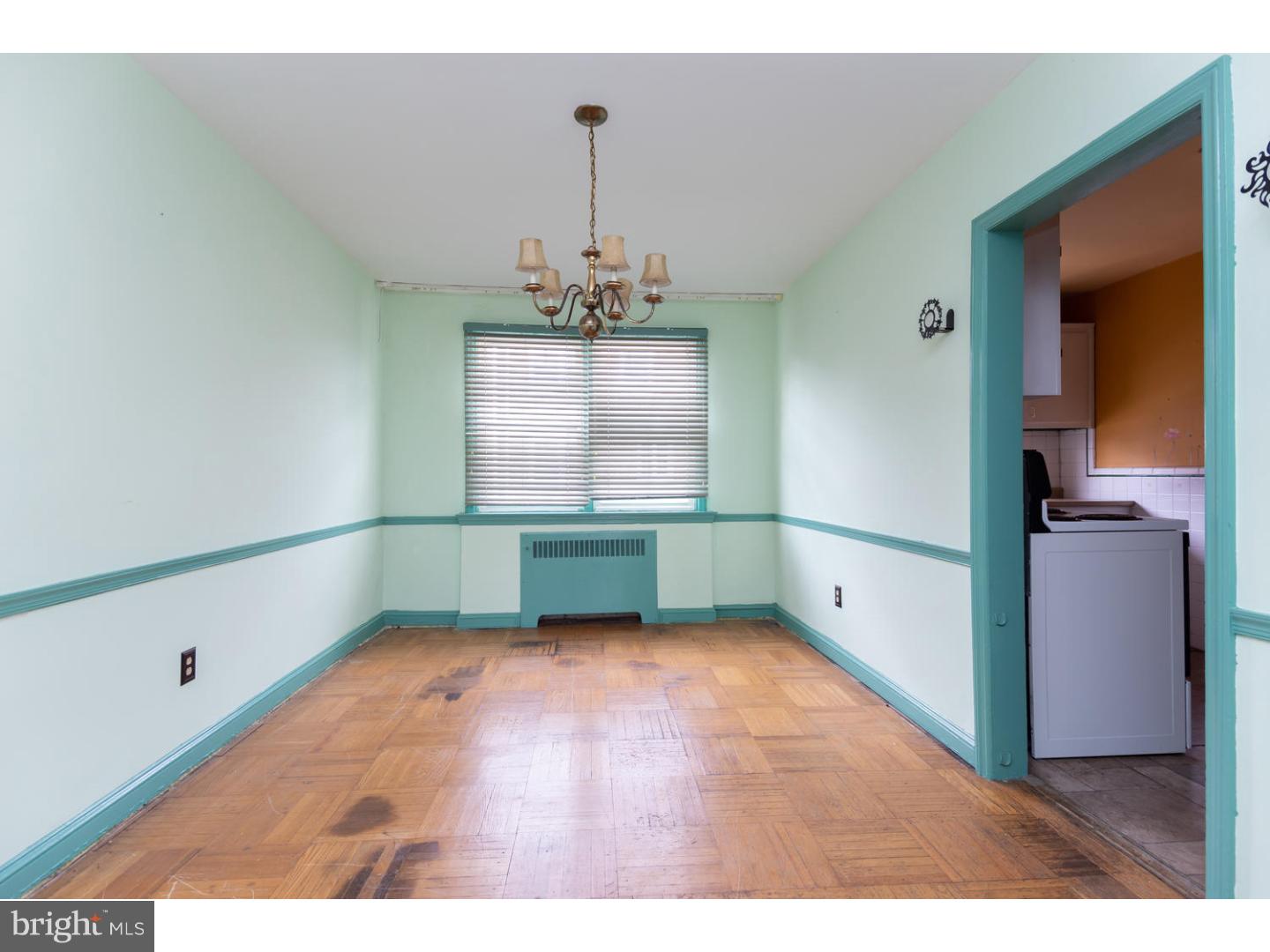7704 Oakley Road Upper Darby, PA 19082 - Photo 11 of 22