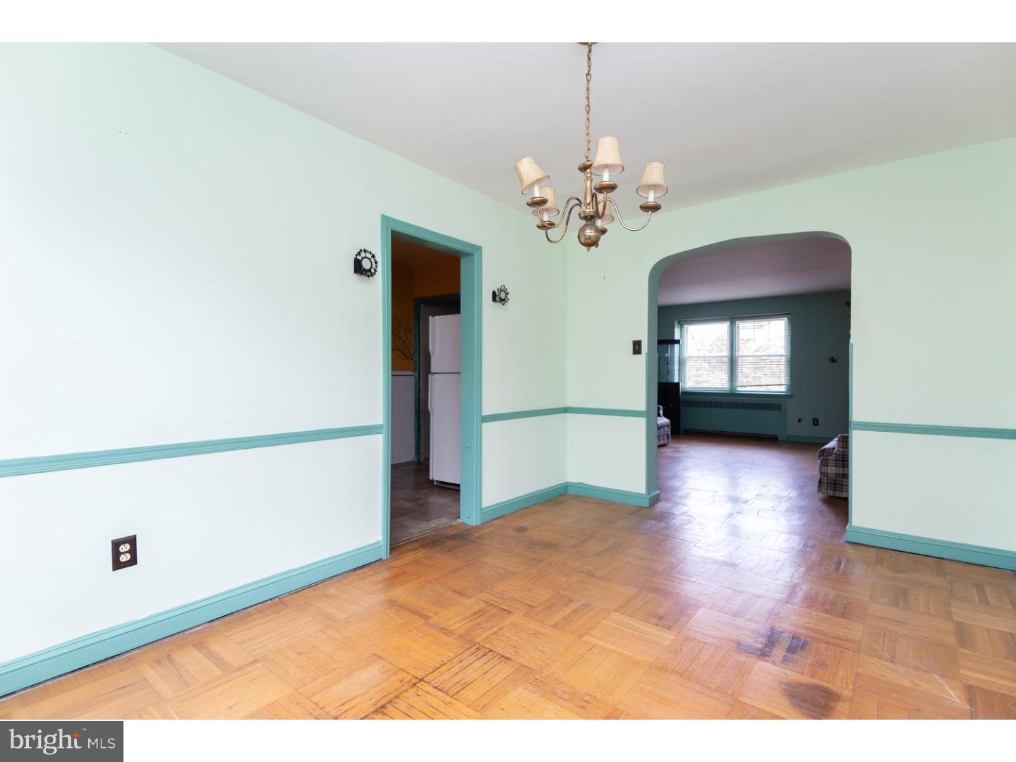 7704 Oakley Road Upper Darby, PA 19082 - Photo 9 of 22