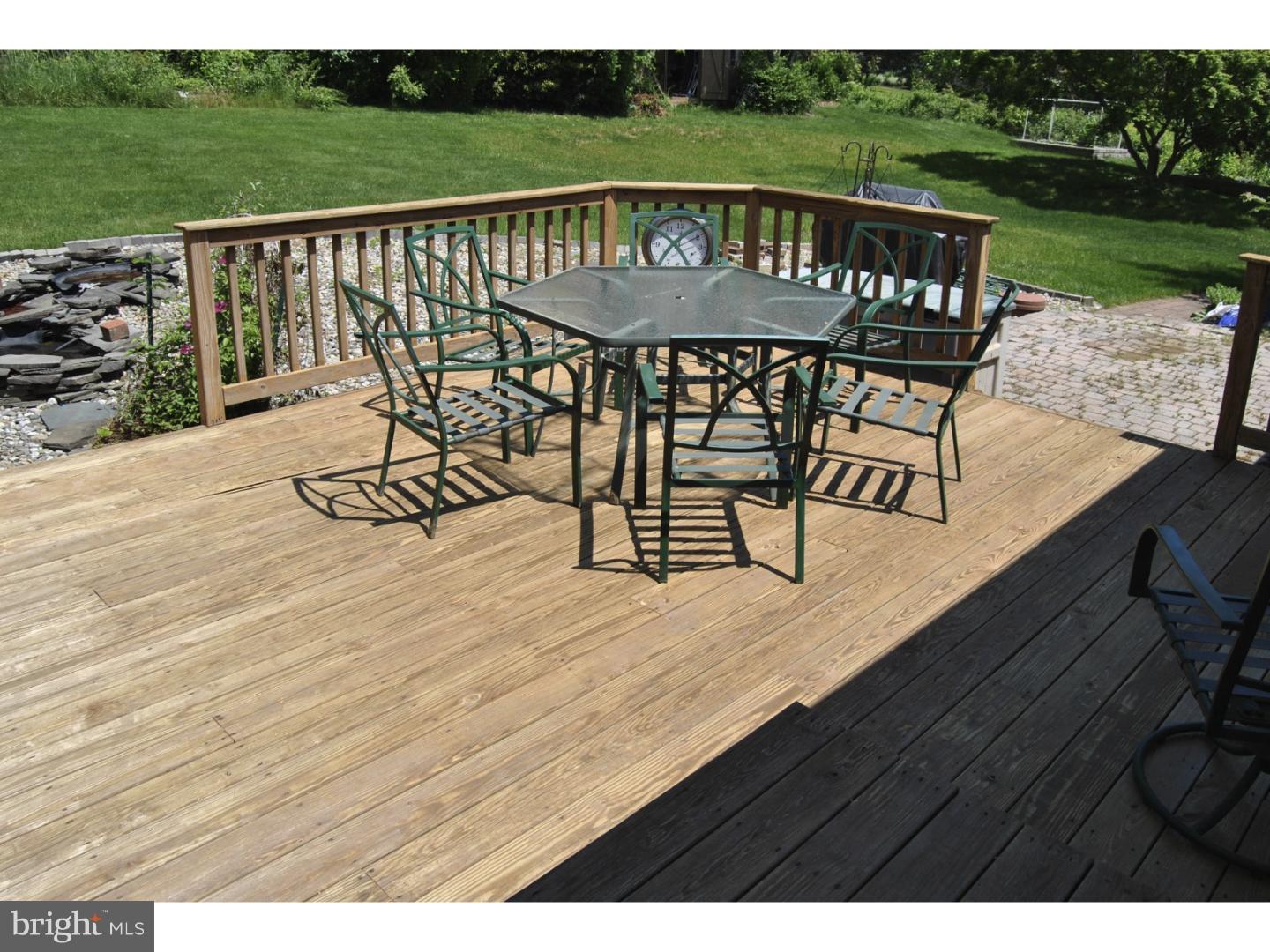 703 Mt Pleasant Road Pottstown, PA 19465 - Photo 23 of 25 Deck