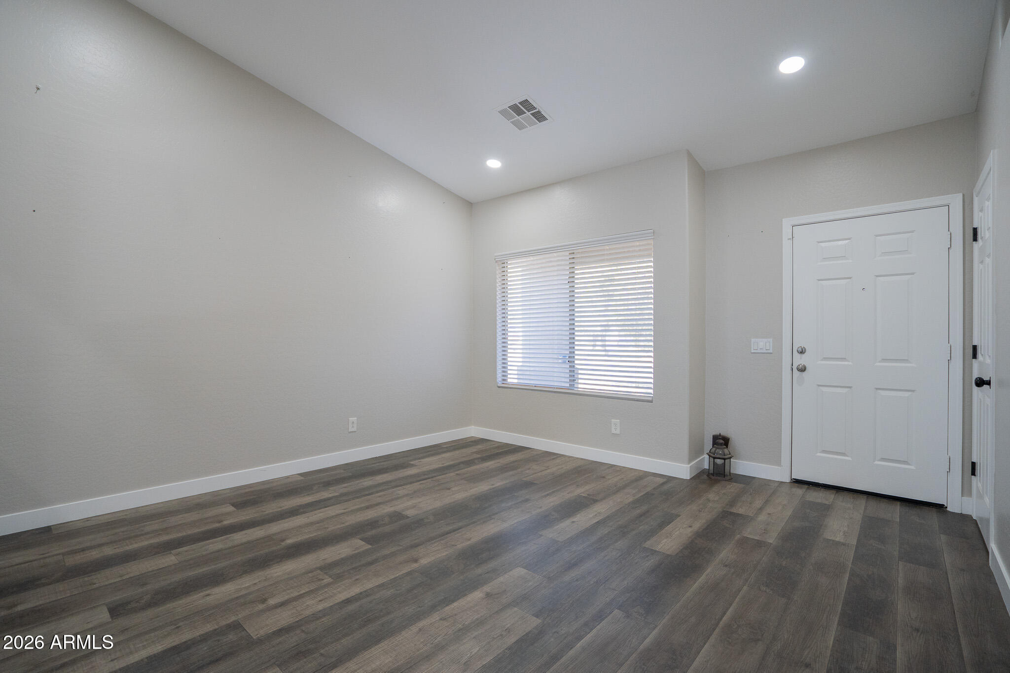 17207 West Durango Street Goodyear, AZ 85338 - Photo 4 of 32