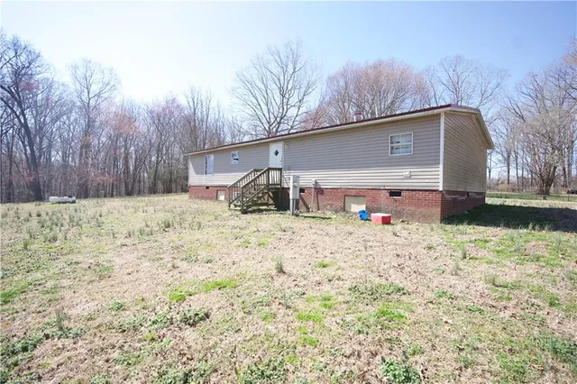 $160,000 | 191 Newell Lane, Goldston, NC 27252