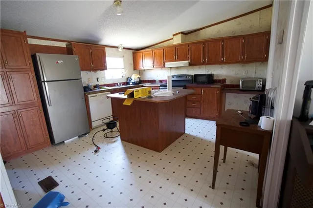 $160,000 | 191 Newell Lane, Goldston, NC 27252