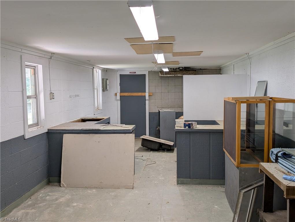 326 Kingston Road Ridgeway, VA 24148 - Photo 6 of 20