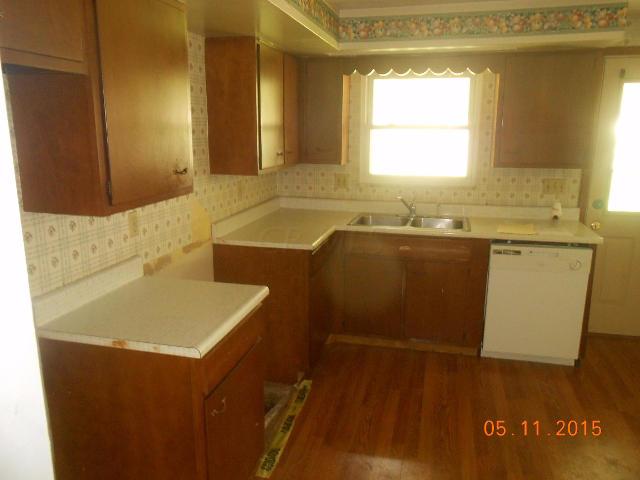 2540 Brownfield Road Columbus, OH 43232 - Photo 5 of 11
