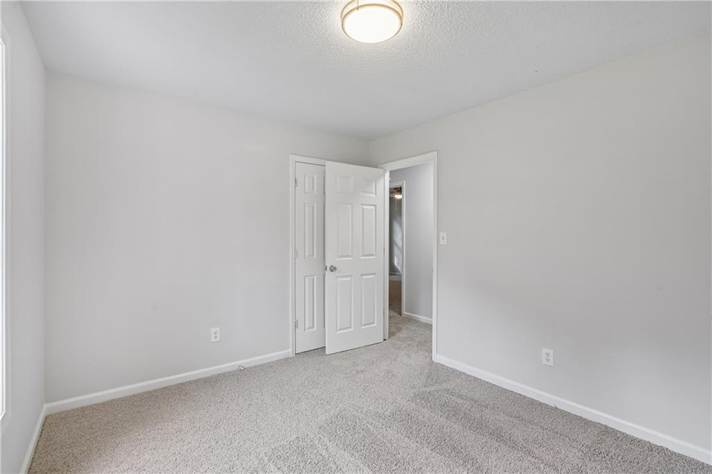 301 Madeline Way Temple, GA 30179 - Photo 18 of 29