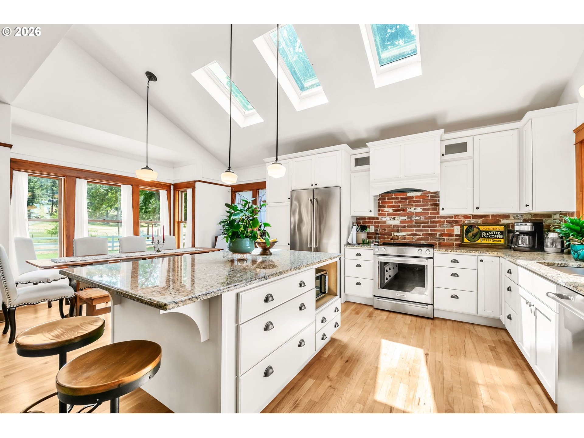 34671 Mathews Road Eugene, OR 97405 - Photo 10 of 47