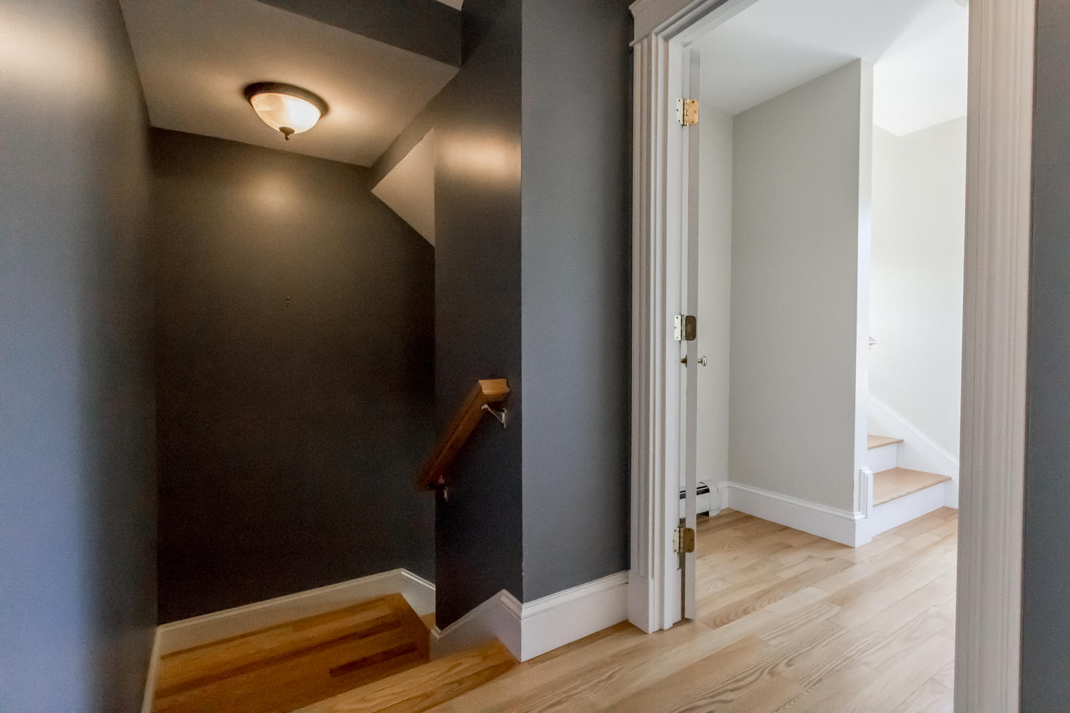 89 Ridge Road, Unit 19 Portland, ME 04103 - Photo 41 of 61 2nd Floor Hallway