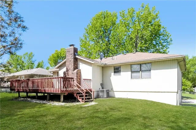 $1,795 | 1417 North Millburn Avenue, Independence, MO 64056