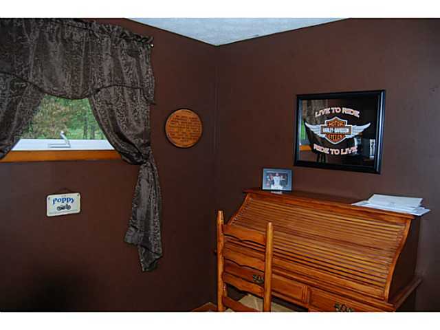 10374 Butler Road Northeast Newark, OH 43055 - Photo 15 of 24 Gallery Image 15
