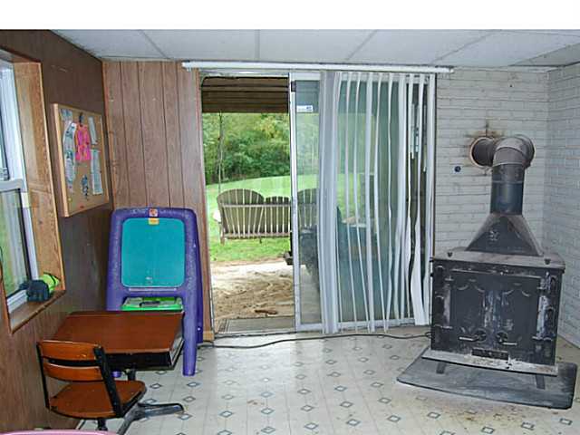 10374 Butler Road Northeast Newark, OH 43055 - Photo 16 of 24 Gallery Image 16