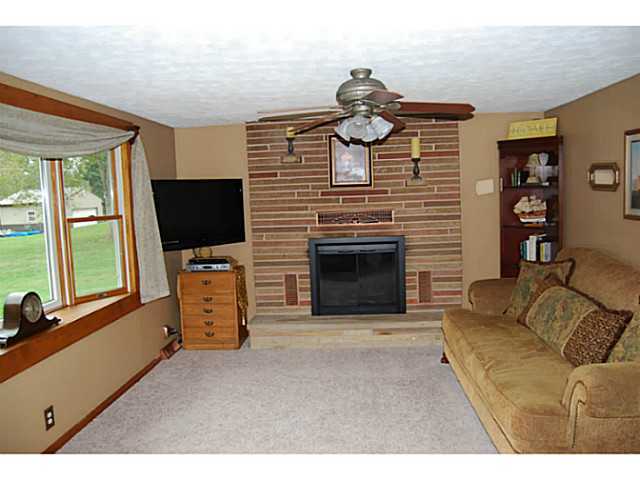 10374 Butler Road Northeast Newark, OH 43055 - Photo 7 of 24 Gallery Image 7